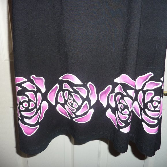 Rock 'N Karma Funky Rose Dress! - Picture 2 of 5